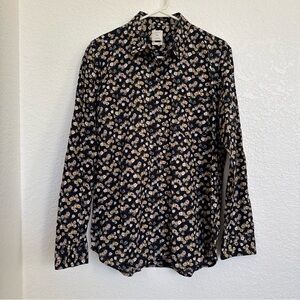 Women’s size M GAP Black and Cream Floral Shirt